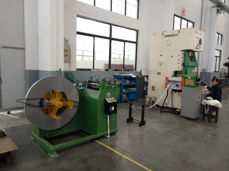 Alimentador servo NC: estructura y componentes, vista 27