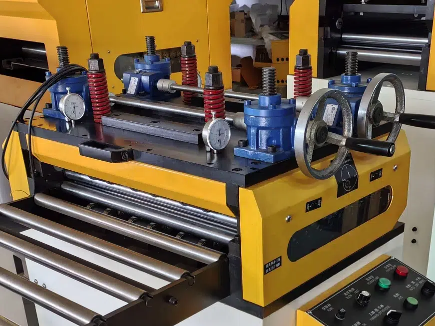 Niveladora de precisión para lámina y bobina: equipo y configuración, vista 11